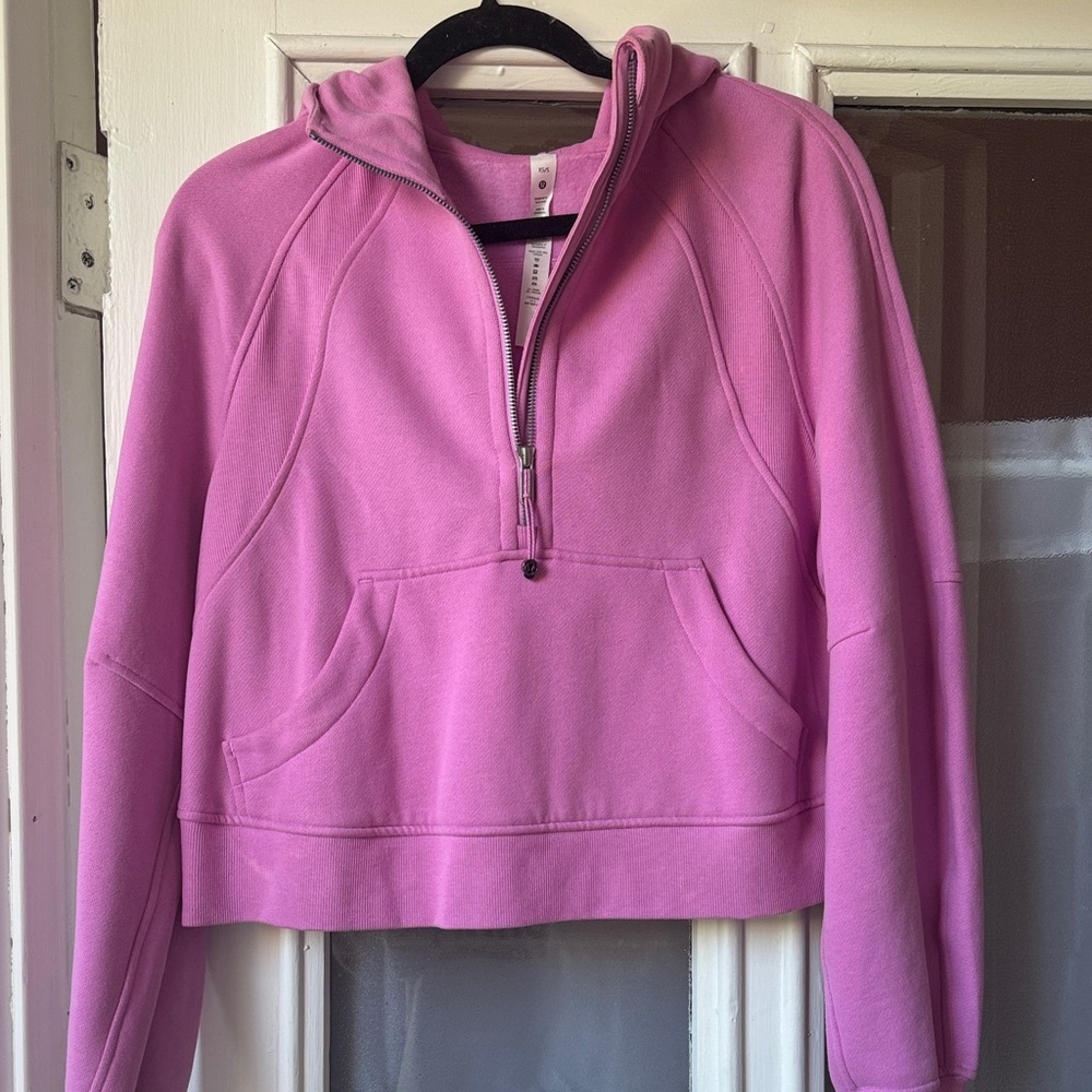 Women's Lululemon Pink Scuba half zip